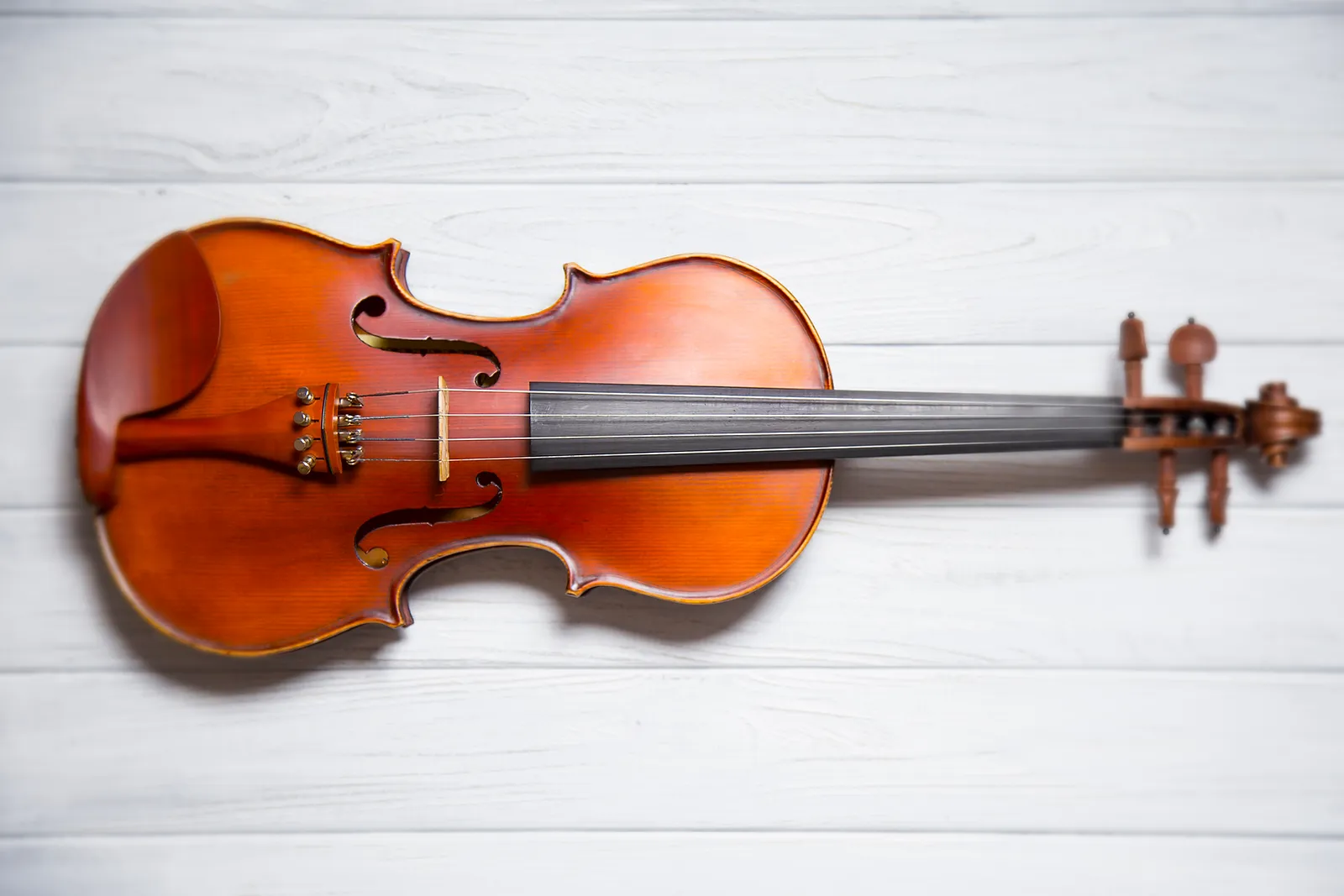 Single String Violin Restringing Service at AH Music, Grantham | Violin Services
